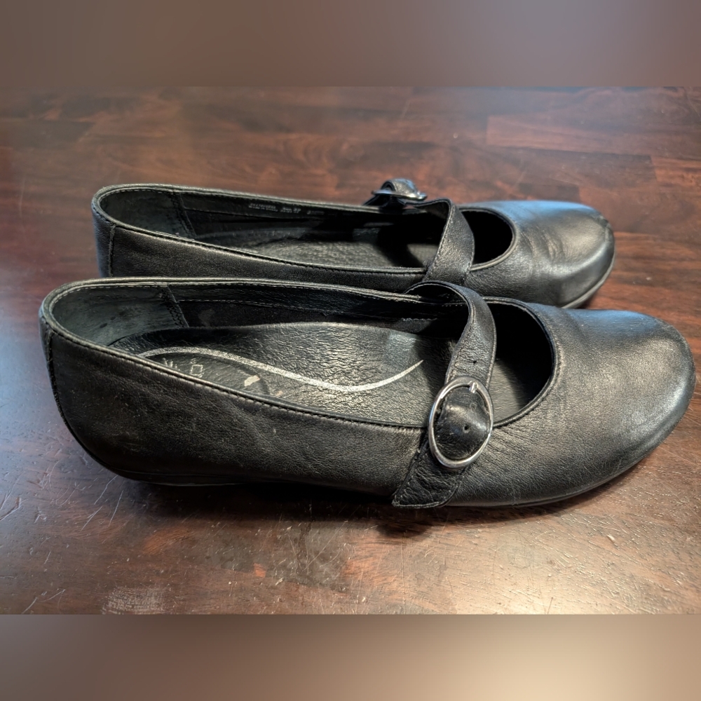 Dansko Black Leather Mary Janes - Picture 2 of 6